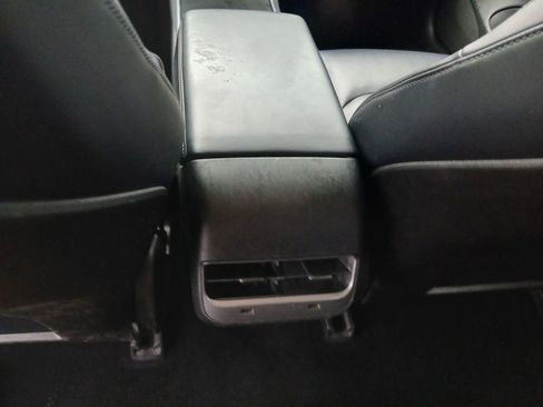 Used 2018 Tesla Model 3 Long Range image 26