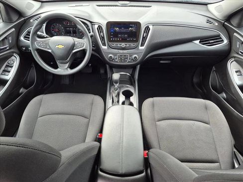 Used 2024 Chevrolet Malibu LT FWD image 18