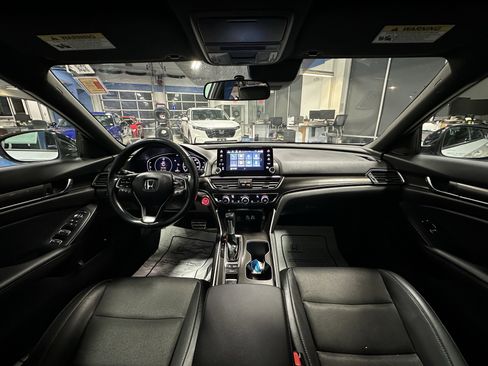 Used 2022 Honda Accord Sport image 17