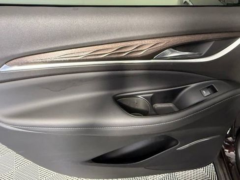 Used 2022 Buick Enclave Avenir FWD image 38
