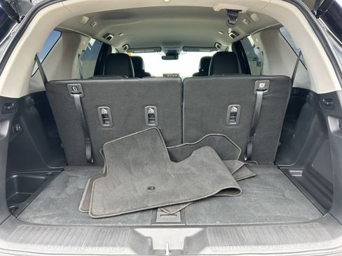 Used 2023 Honda Pilot EX-L image 13