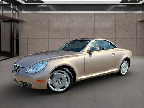 Used 2004 Lexus SC 430 Convertible image 4