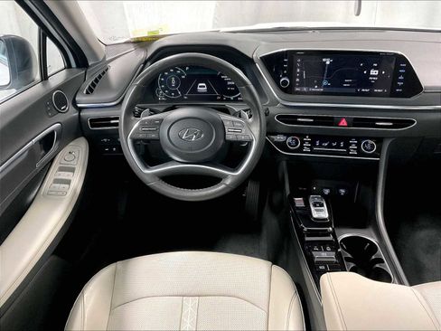 Used 2021 Hyundai Sonata Limited w/ Cargo Package image 17
