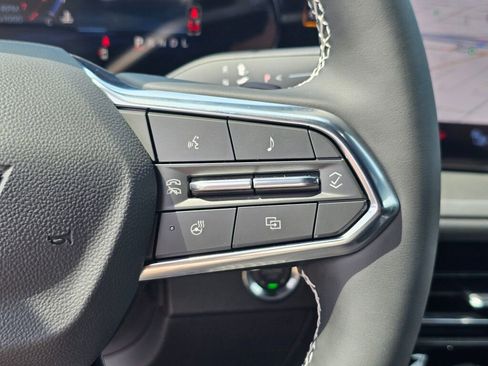 New 2026 Chevrolet Traverse LT image 36