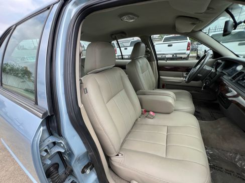 Used 2009 Mercury Grand Marquis LS image 55