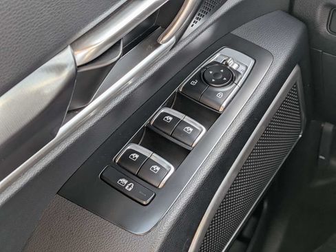 Used 2023 Kia Telluride S w/ S Sunroof Package FWD image 21
