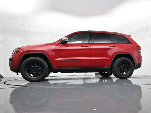 Used 2021 Jeep Grand Cherokee Trailhawk image 36