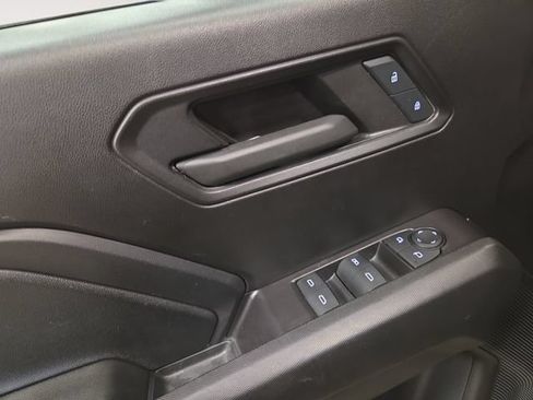 Used 2024 Chevrolet Colorado Trail Boss w/ Advanced Trailering Package AWD/4WD image 10