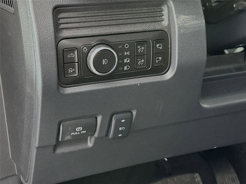 New 2026 Ford F250 Lariat w/ Black Appearance Package image 10