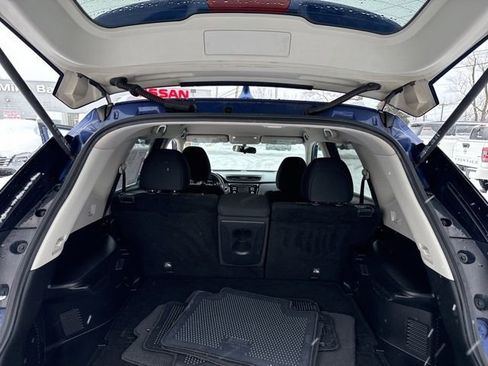 Used 2017 Nissan Rogue SV image 21