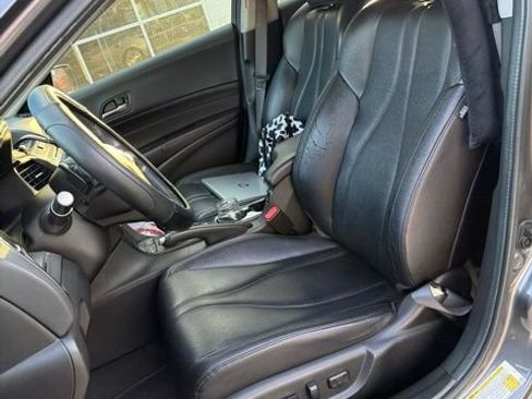 Used 2019 Acura ILX FWD image 13