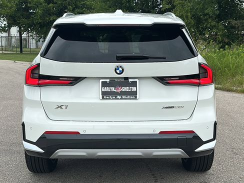 New 2025 BMW X1 xDrive28i w/ Technology Package image 7