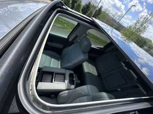 Used 2023 Toyota Tundra Limited image 6