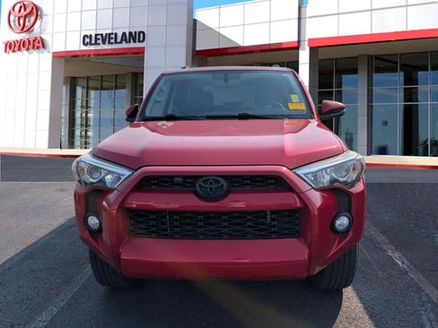 Used 2019 Toyota 4Runner SR5 Premium AWD/4WD image 3