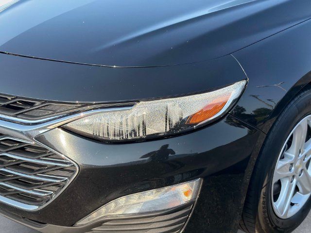 Used 2022 Chevrolet Malibu LT FWD image 9