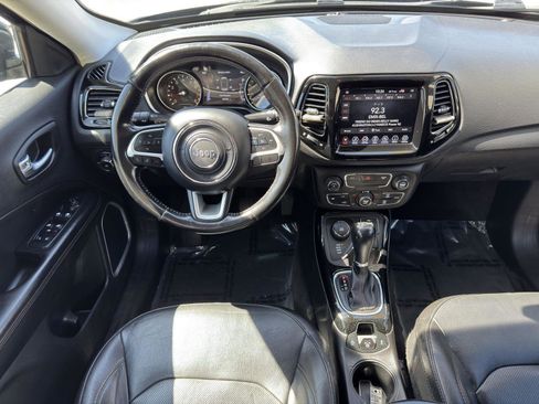 Used 2019 Jeep Compass Limited AWD/4WD image 31