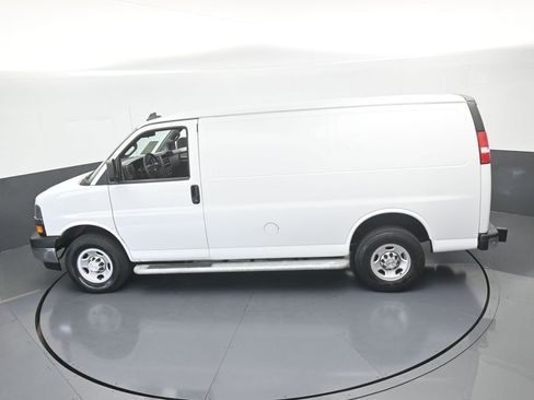 Used 2024 Chevrolet Express 2500 w/ Driver Convenience Package image 40