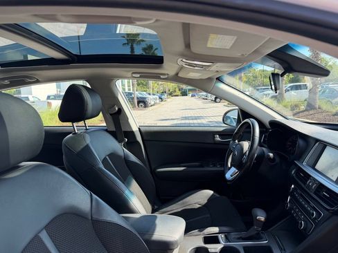 Used 2020 Kia Optima S w/ S Panoramic Sunroof Package FWD image 14