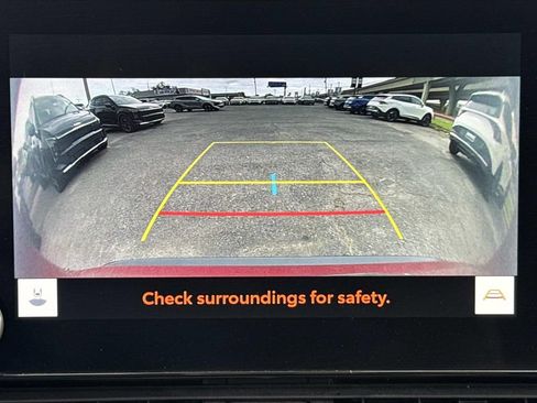 Used 2023 Toyota RAV4 XLE image 41