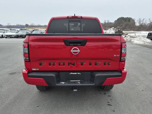 Used 2022 Nissan Frontier SV image 6