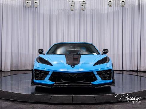 Used 2023 Chevrolet Corvette Stingray Premium Cpe w/ Z51 Performance Package RWD image 2