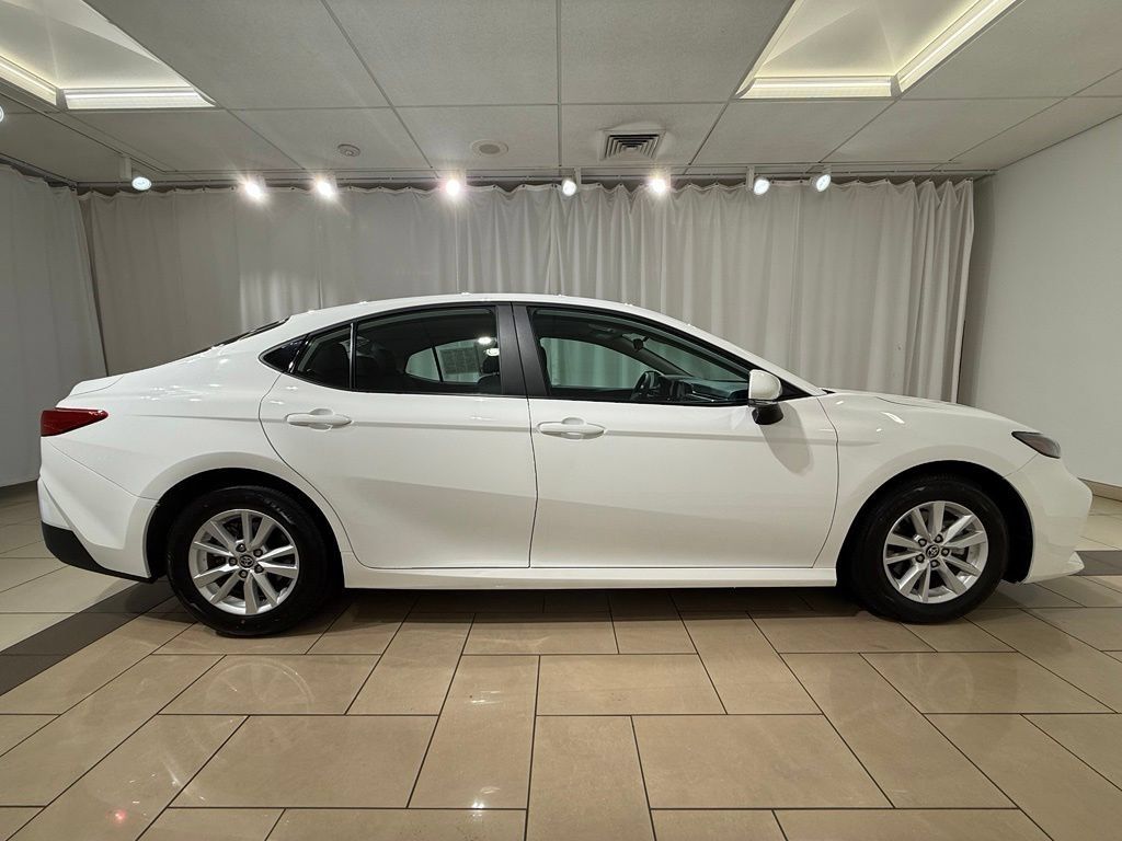 Used 2026 Toyota Camry LE FWD image 6