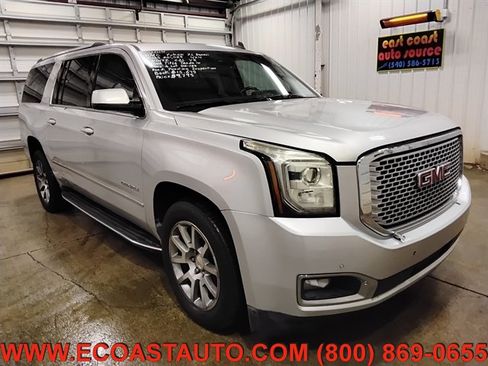 Used 2015 GMC Yukon XL Denali w/ Touring Package AWD/4WD image 1