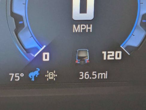 New 2025 Ford Bronco Outer Banks w/ Sasquatch Package AWD/4WD image 30
