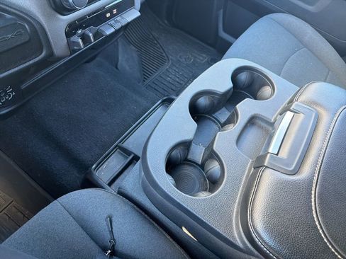 Used 2024 RAM 2500 Tradesman w/ Chrome Appearance Group image 21