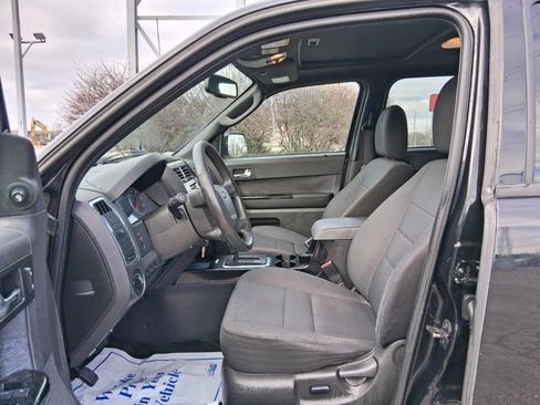 Used 2011 Ford Escape XLT w/ 201A Rapid Spec Order Code image 11