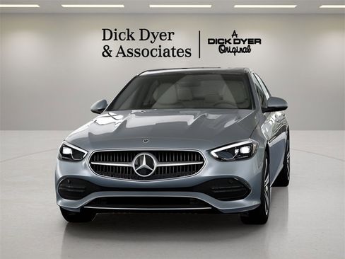Used 2025 Mercedes-Benz C 300 Sedan image 32