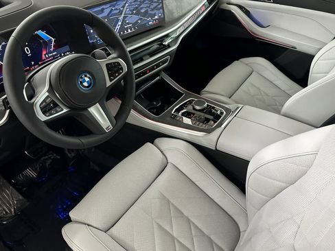 New 2026 BMW X5 xDrive50e w/ M Sport Package image 11