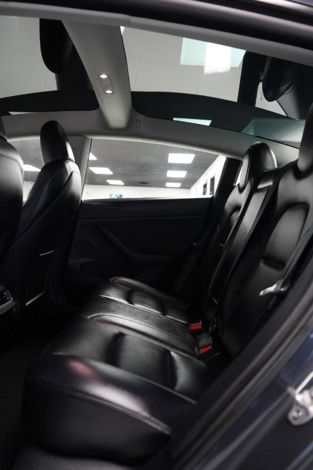 Used 2023 Tesla Model 3 Standard Range RWD image 17