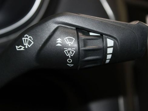 Used 2020 Ford Fusion SE image 40