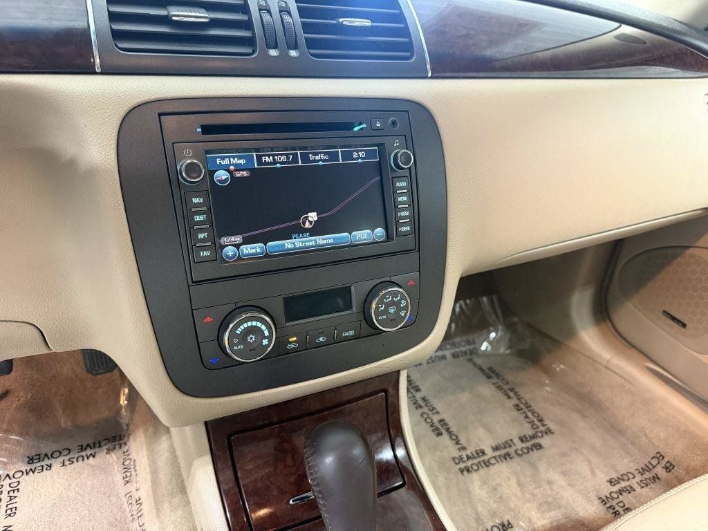 Used 2010 Buick Lucerne CXL FWD image 20