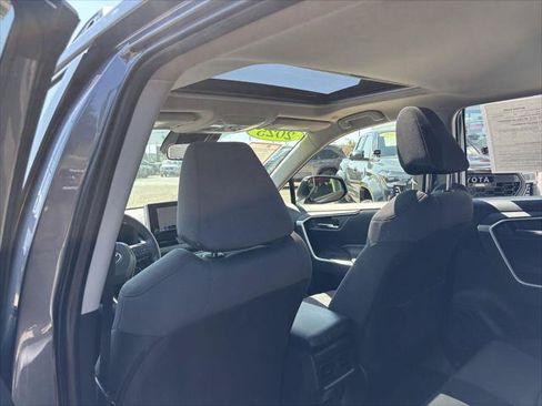 Certified 2025 Toyota RAV4 XLE w/ Convenience Package AWD/4WD image 9