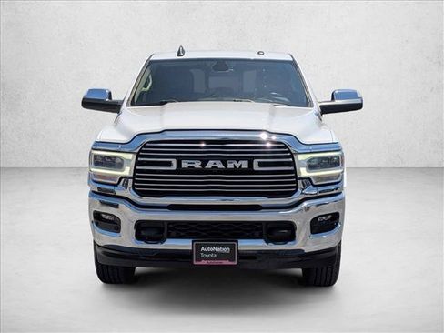 Used 2022 RAM 2500 Laramie AWD/4WD image 2
