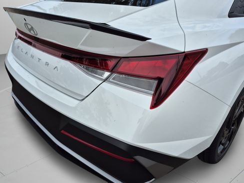 New 2026 Hyundai Elantra SEL Sport FWD image 32