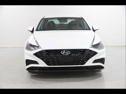 Certified 2023 Hyundai Sonata SEL image 2