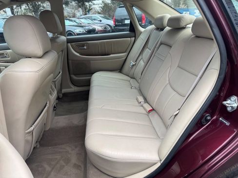 Used 2004 Toyota Avalon XLS image 20
