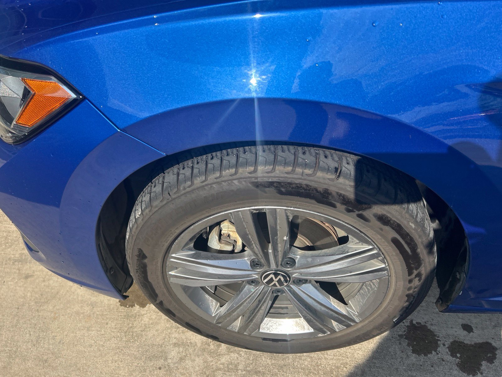 Used 2024 Volkswagen Jetta SE FWD image 25