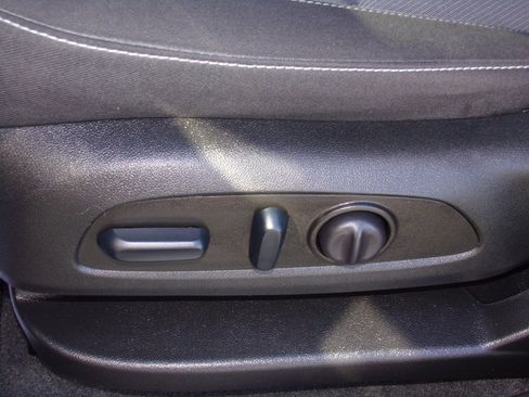 Used 2024 Chevrolet Blazer LT w/ Convenience Package image 13