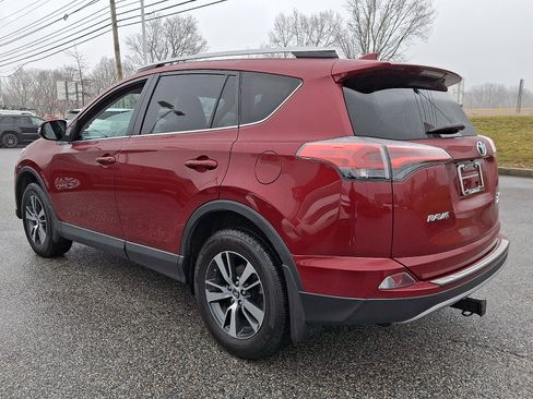 Used 2018 Toyota RAV4 XLE image 5