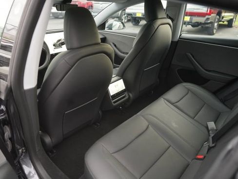 Used 2025 Tesla Model 3 Long Range RWD image 12