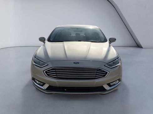 Used 2017 Ford Fusion SE w/ Fusion SE Technology Package image 8