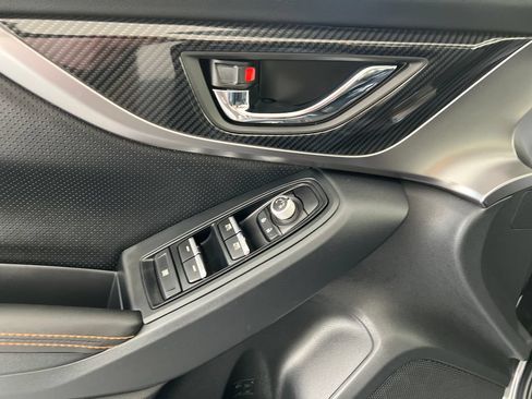 Used 2019 Subaru Crosstrek 2.0i Limited w/ Moonroof Package w/Navigation AWD/4WD image 13