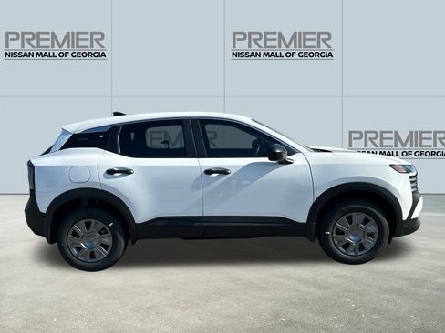 New 2026 Nissan Kicks S w/ Charging Package image 4