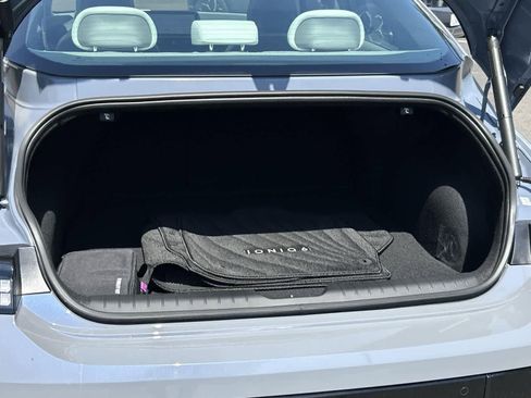 Used 2025 Hyundai Ioniq 6 SEL image 31