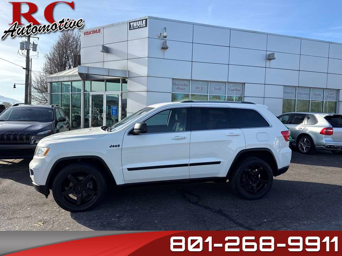 Used 2012 Jeep Grand Cherokee Laredo w/ Laredo E Group AWD/4WD image 1