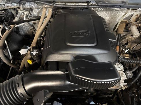 Used 2017 GMC Sierra 2500 SLT AWD/4WD image 32